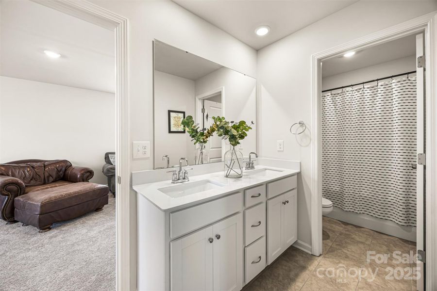 Furnished interior view inside a new home in Walnut Creek: Enclave, Lancaster (Image 24). Furnished interior view inside a new home in Walnut Creek: Enclave, Lancaster (Image 24).