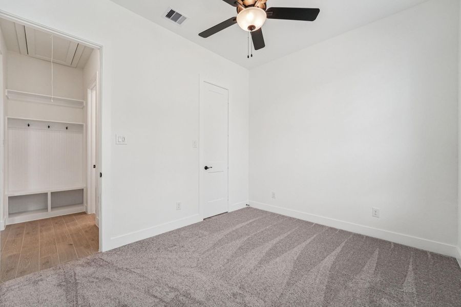 Spacious, unfurnished interior of a new home in Kresston, Montgomery (Image 47).