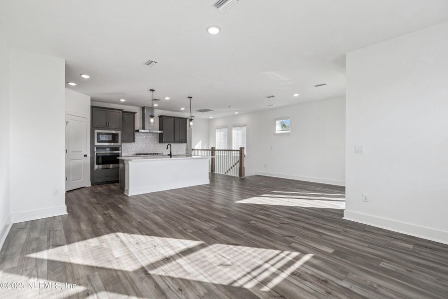 Spacious, unfurnished interior of a new home in Kettering at eTown - Traditional Collection, Jacksonville (Image 21).