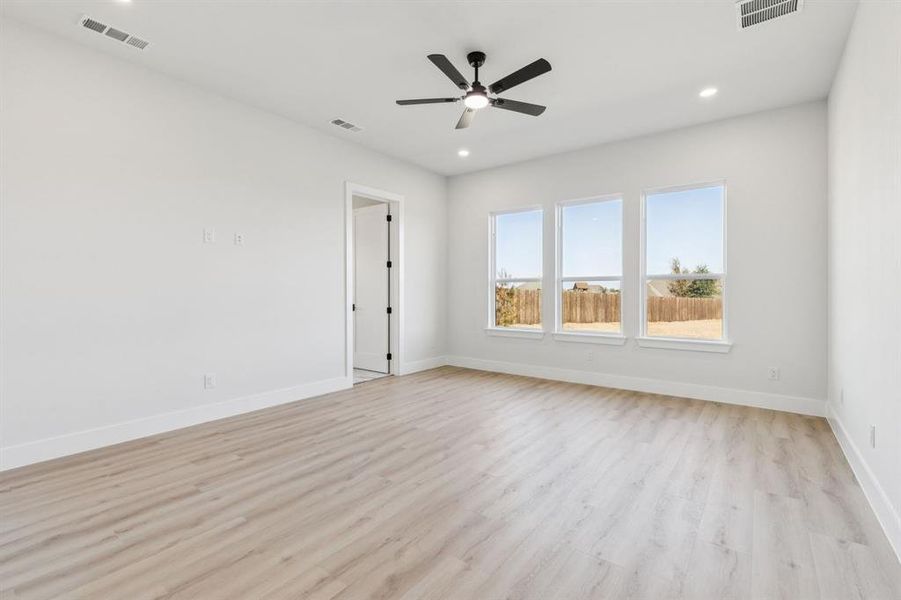 Spacious, unfurnished interior of a new home in , Weatherford (Image 15). Spacious, unfurnished interior of a new home in , Weatherford (Image 15).