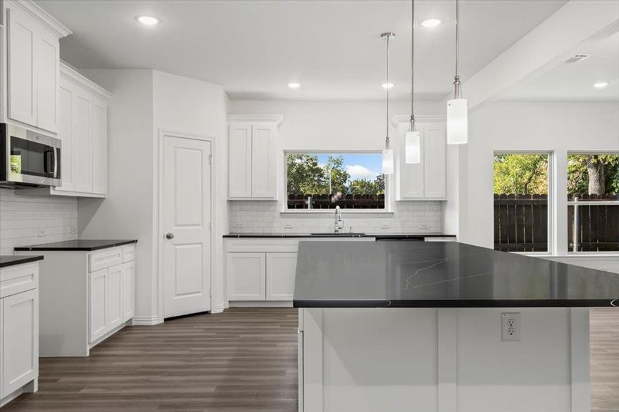 Furnished interior view inside a new home in , Dallas (Image 7). Furnished interior view inside a new home in , Dallas (Image 7).