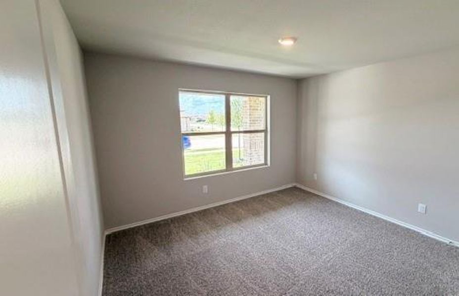 Spacious, unfurnished interior of a new home in Sandy Beach, Azle (Image 10). Spacious, unfurnished interior of a new home in Sandy Beach, Azle (Image 10).