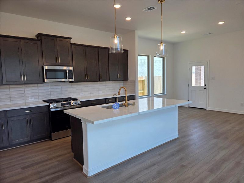 Furnished interior view inside a new home in Emory Glen, Magnolia (Image 7).