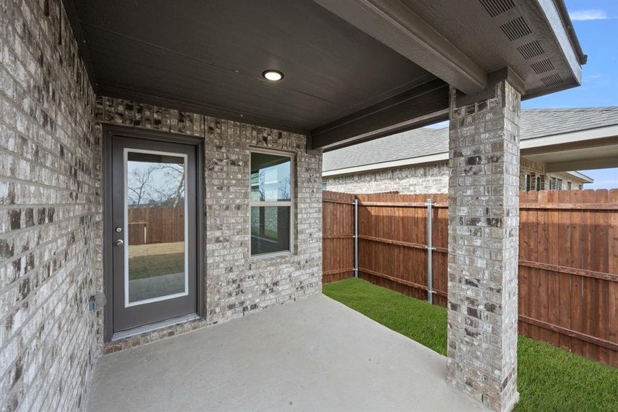 310 Shoshone- Back-3