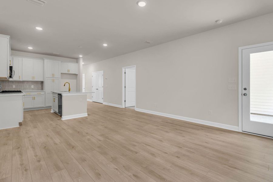 Spacious, unfurnished interior of a new home in , Summerville (Image 28). Spacious, unfurnished interior of a new home in , Summerville (Image 28).