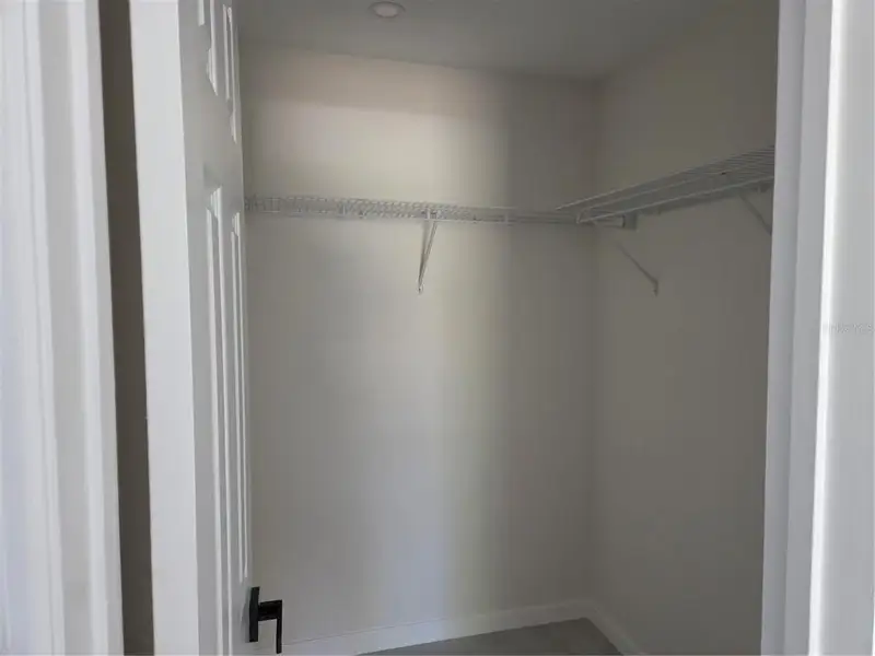 Spacious, unfurnished interior of a new home in , Avon Park (Image 8).