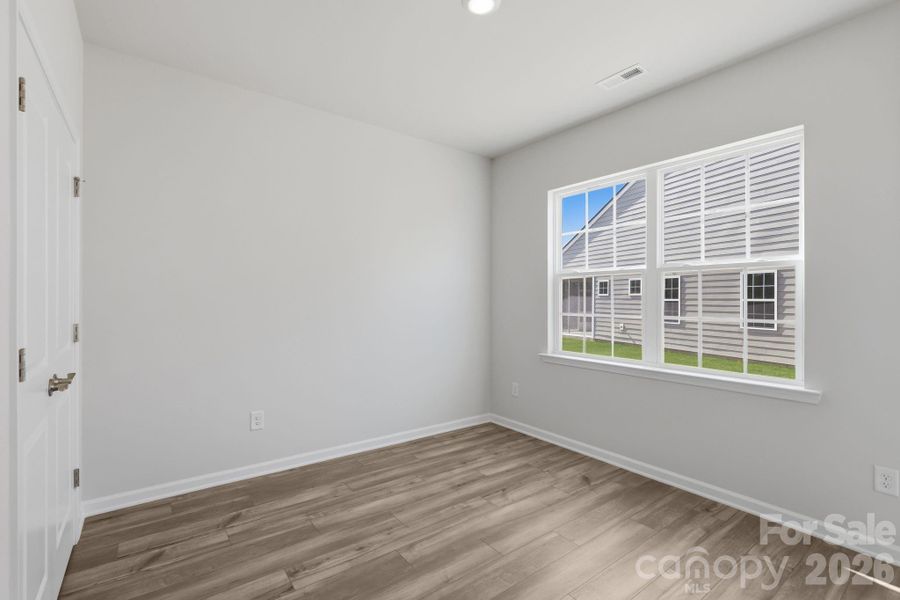 Spacious, unfurnished interior of a new home in Roselyn, Lancaster (Image 15).
