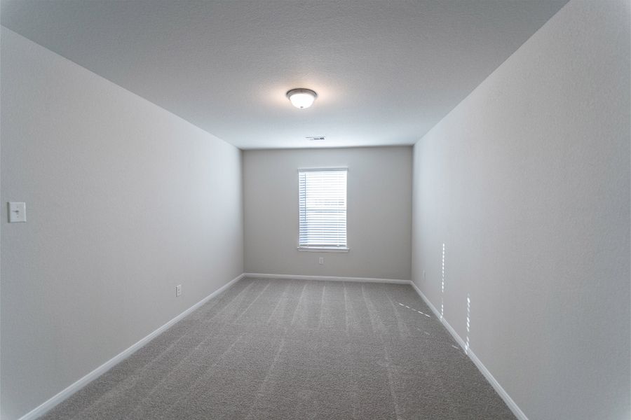 Spacious, unfurnished interior of a new home in Lago Mar, Texas City (Image 44). Spacious, unfurnished interior of a new home in Lago Mar, Texas City (Image 44).