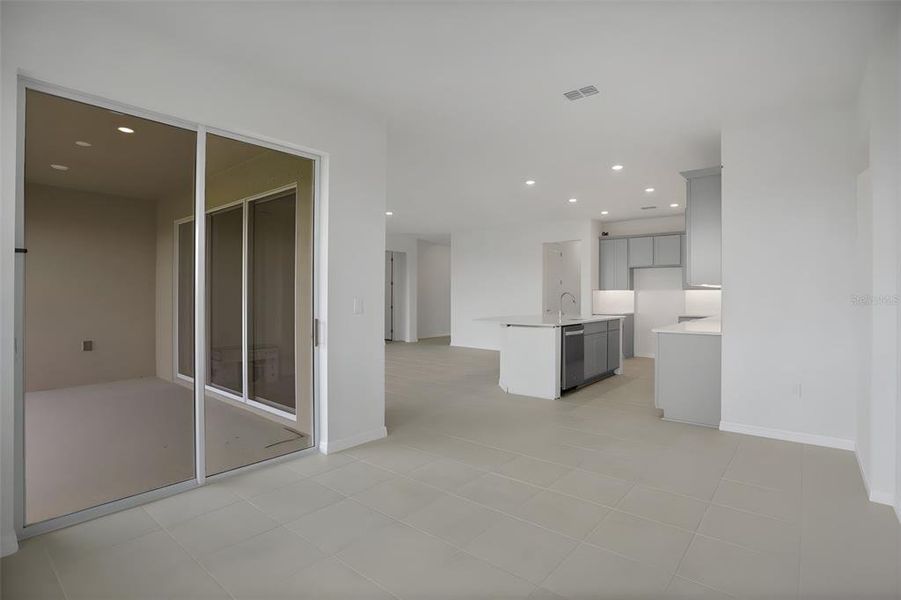 Spacious, unfurnished interior of a new home in Seaire, Parrish (Image 29).