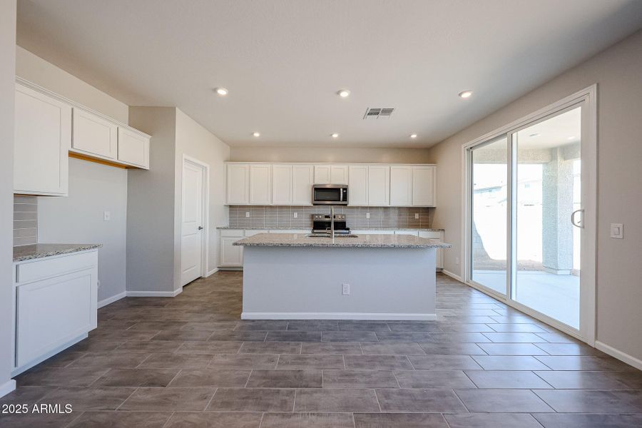 17_Surprise-Arizona_2-story_home-for-sal 17_Surprise-Arizona_2-story_home-for-sal