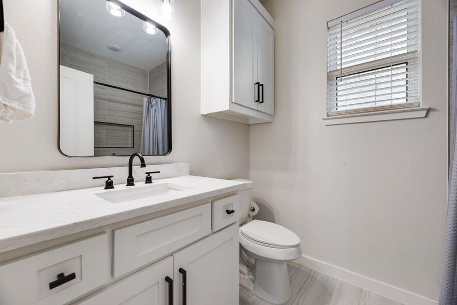 Furnished interior view inside a new home in , West Tawakoni (Image 18). Furnished interior view inside a new home in , West Tawakoni (Image 18).