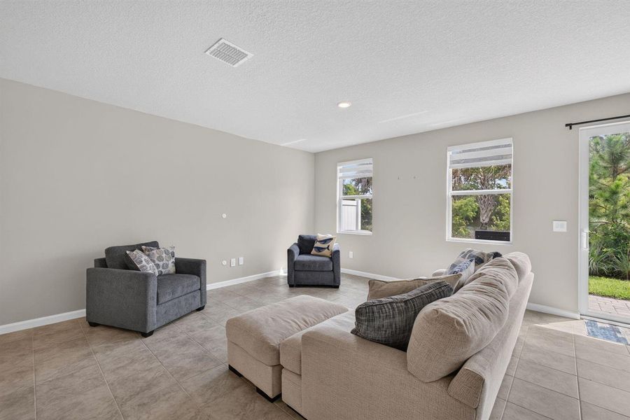 13-web-or-mls-5D1A8446