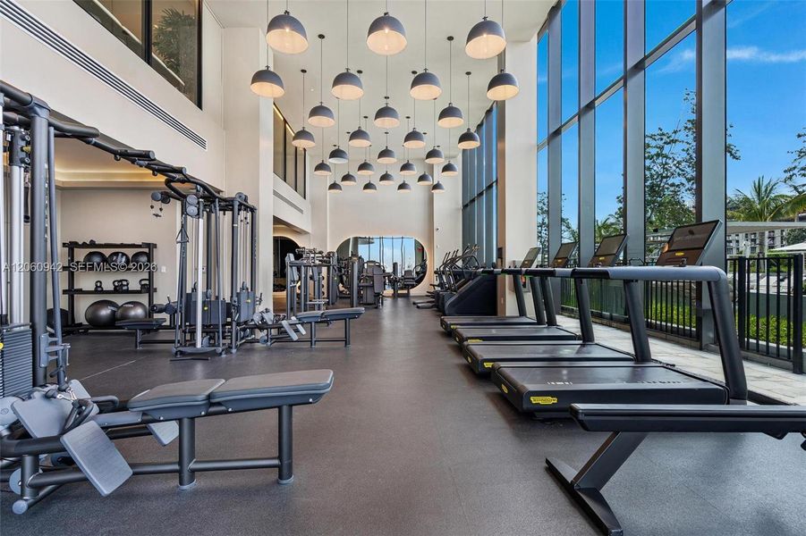 Community amenities in , Miami Beach (Image 55).