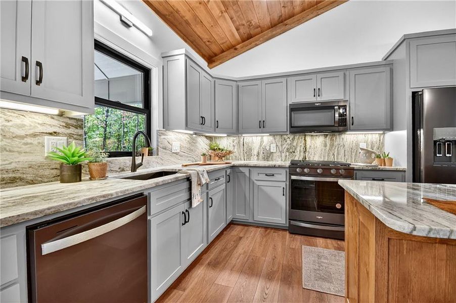 Furnished interior view inside a new home in , McCaysville (Image 6).