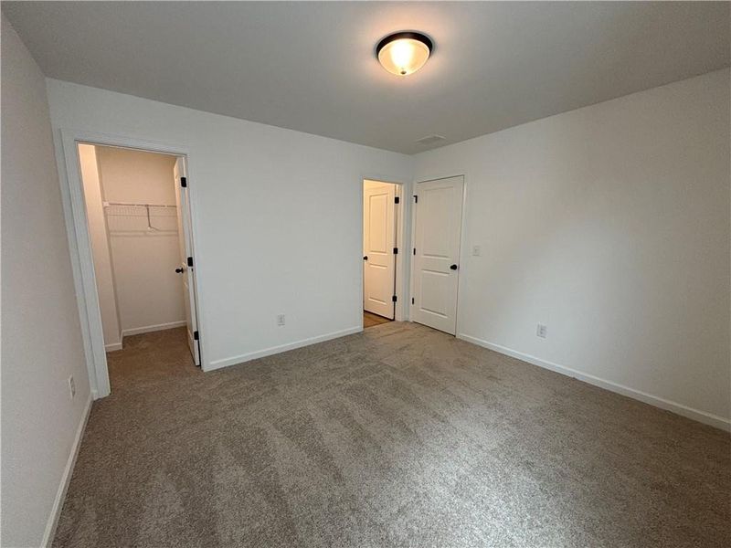 Spacious, unfurnished interior of a new home in Arbors at Richland Creek, Buford (Image 34).
