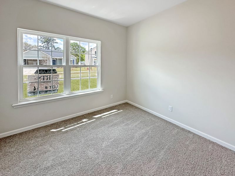 Spacious, unfurnished interior of a new home in Grand Reserve, Hinesville (Image 14).