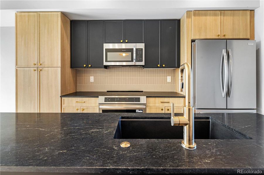 Image 43 of a home in .