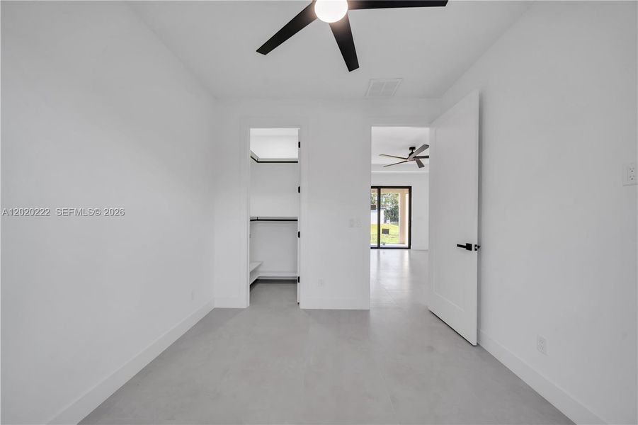 Spacious, unfurnished interior of a new home in , Lehigh Acres (Image 35).