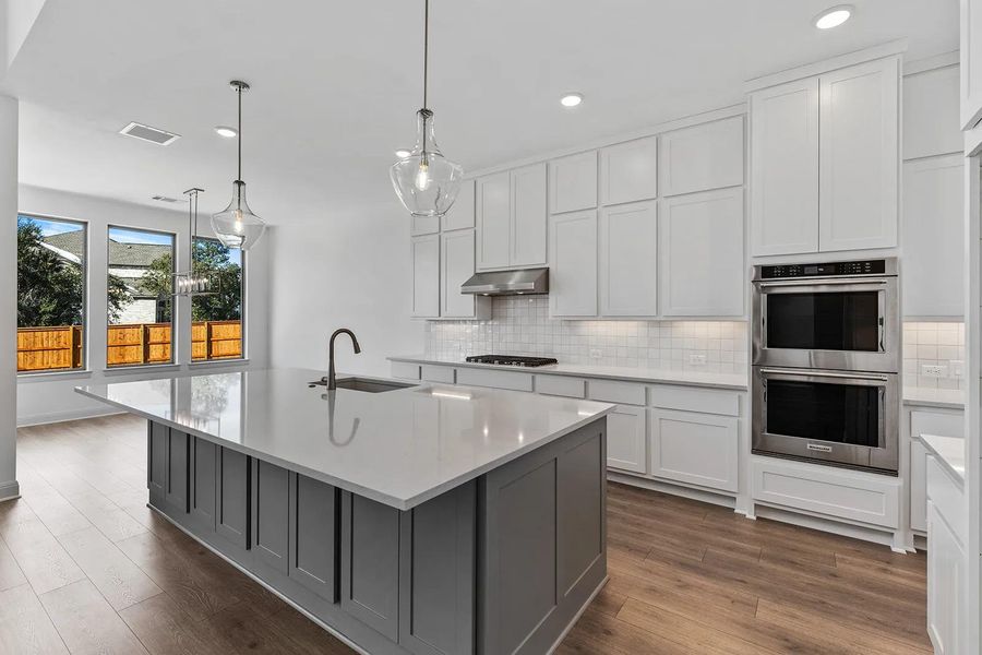 Dakota C Kitchen