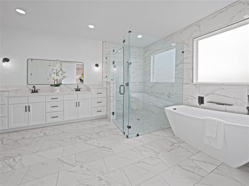 Furnished interior view inside a new home in , Weatherford (Image 11).