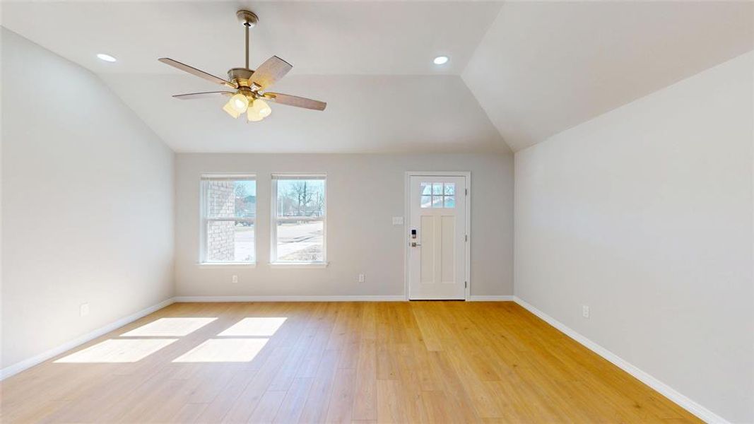 Spacious, unfurnished interior of a new home in , Cleburne (Image 14). Spacious, unfurnished interior of a new home in , Cleburne (Image 14).