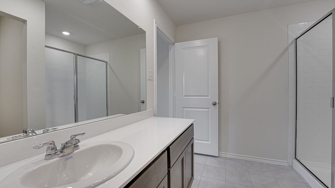 Furnished interior view inside a new home in Blackhawk, Tucson (Image 11). Furnished interior view inside a new home in Blackhawk, Tucson (Image 11).