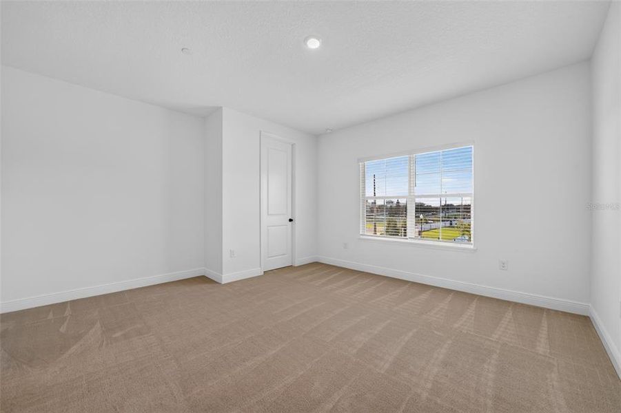 Spacious, unfurnished interior of a new home in Lake Cawood Cove, Windermere (Image 16). Spacious, unfurnished interior of a new home in Lake Cawood Cove, Windermere (Image 16).