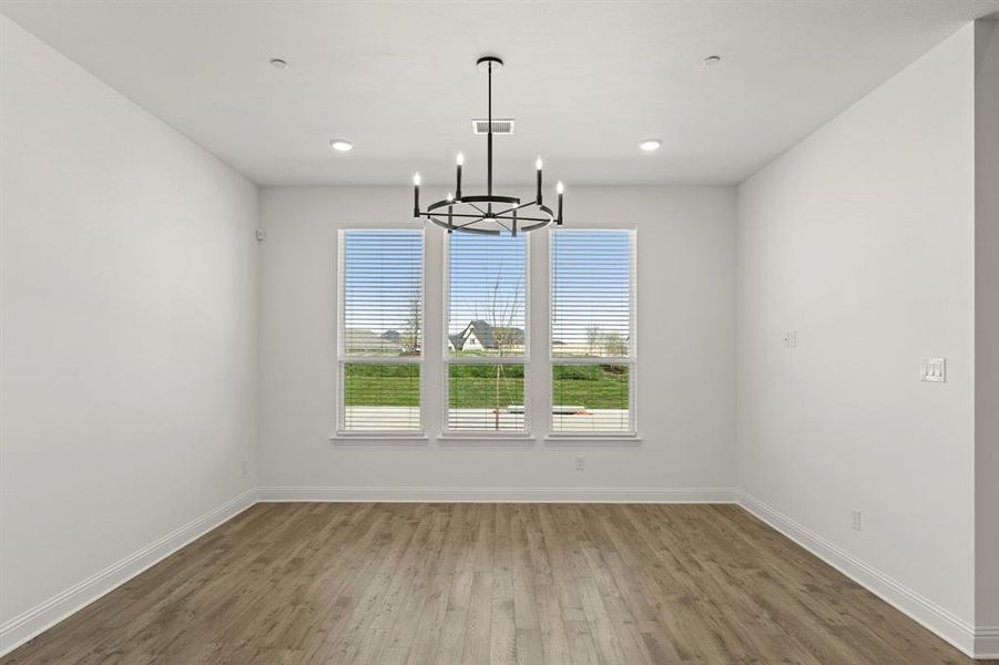 05. 3908 Keya - Family