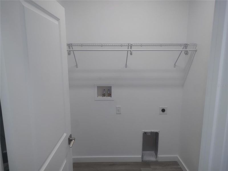 Spacious, unfurnished interior of a new home in , New Smyrna Beach (Image 21).