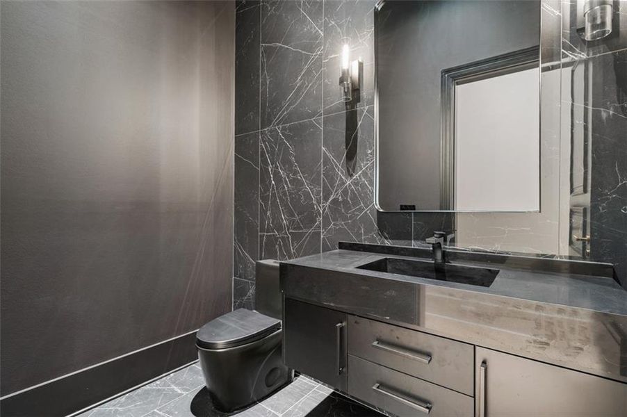 Furnished interior view inside a new home in , Alpharetta (Image 42).