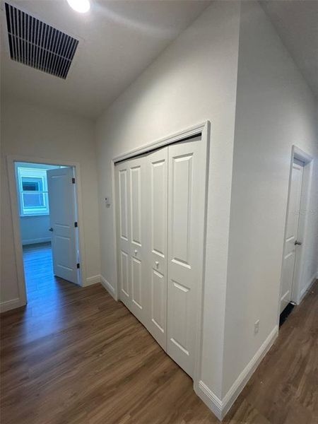 Spacious, unfurnished interior of a new home in , Apopka (Image 14).