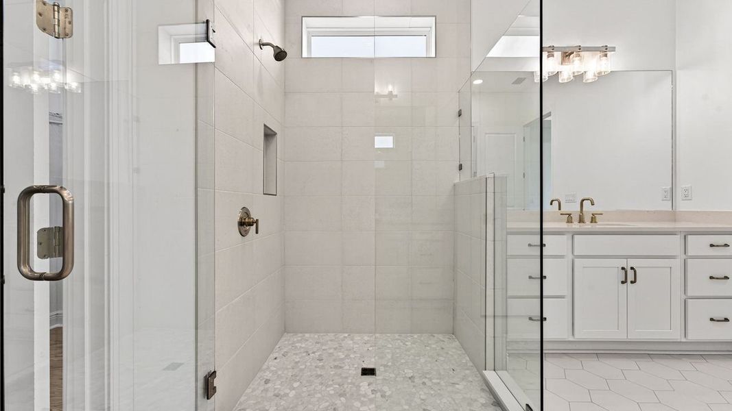 Owner's Bath