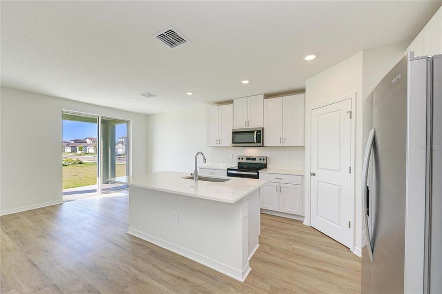 Furnished interior view inside a new home in Magnolia Bay - Classic Series, Nokomis (Image 18).