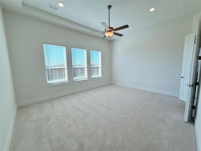 Spacious, unfurnished interior of a new home in Polo Ridge, Forney (Image 11).