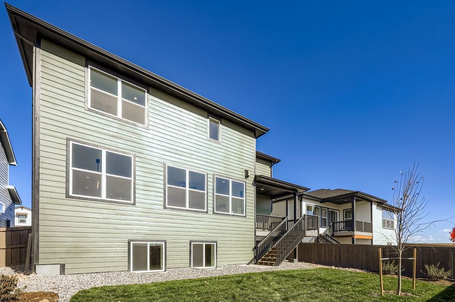 7989 Polson - Rear Exterior