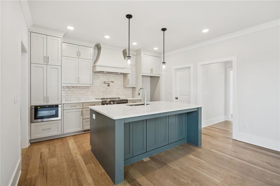 Furnished interior view inside a new home in , Roswell (Image 17).