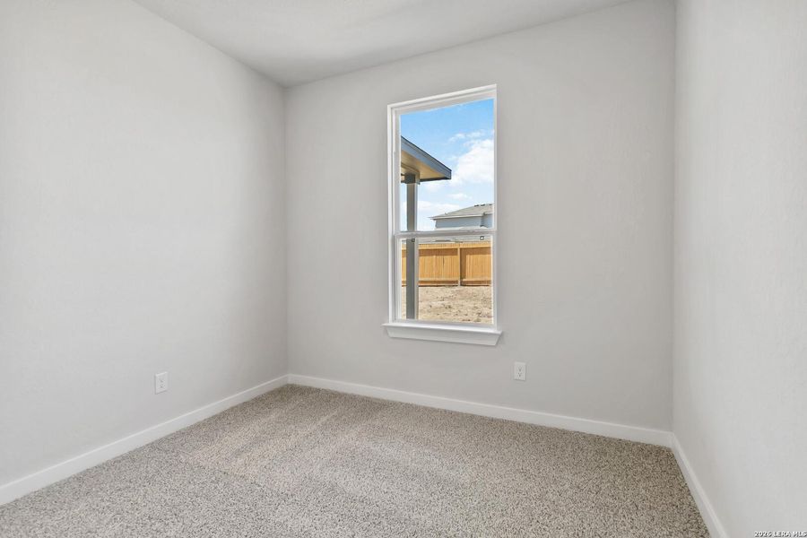 Spacious, unfurnished interior of a new home in Red Hawk Landing, San Antonio (Image 14).