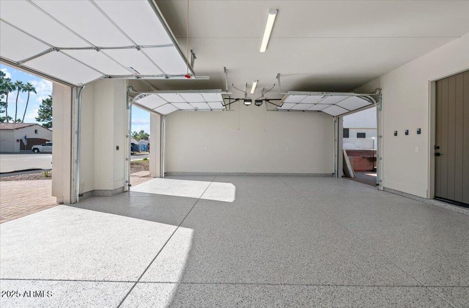 28-8108 E Del Cristal Dr 32 28-8108 E Del Cristal Dr 32