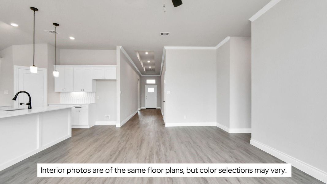 Spacious, unfurnished interior of a new home in Grand Oaks Reserve, Cleveland (Image 31).