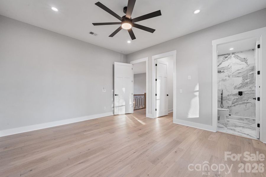 Spacious, unfurnished interior of a new home in , Mooresville (Image 24).