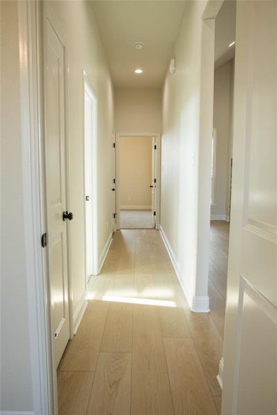 Spacious, unfurnished interior of a new home in , Willow Park (Image 18).