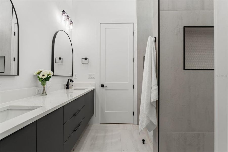 Furnished interior view inside a new home in , Tampa (Image 50). Furnished interior view inside a new home in , Tampa (Image 50).