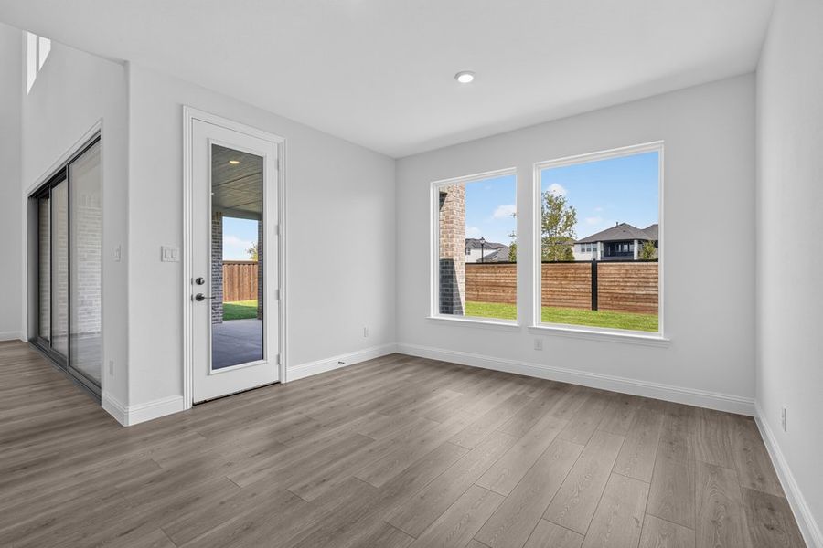 Spacious, unfurnished interior of a new home in The Ridge at Northlake, Northlake (Image 12).