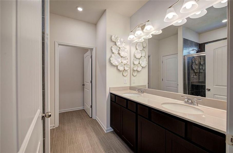 Furnished interior view inside a new home in , Cartersville (Image 10).