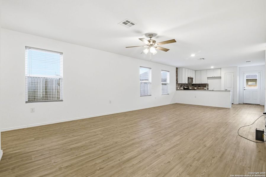 Spacious, unfurnished interior of a new home in Vida: Cottage Collection, San Antonio (Image 23). Spacious, unfurnished interior of a new home in Vida: Cottage Collection, San Antonio (Image 23).