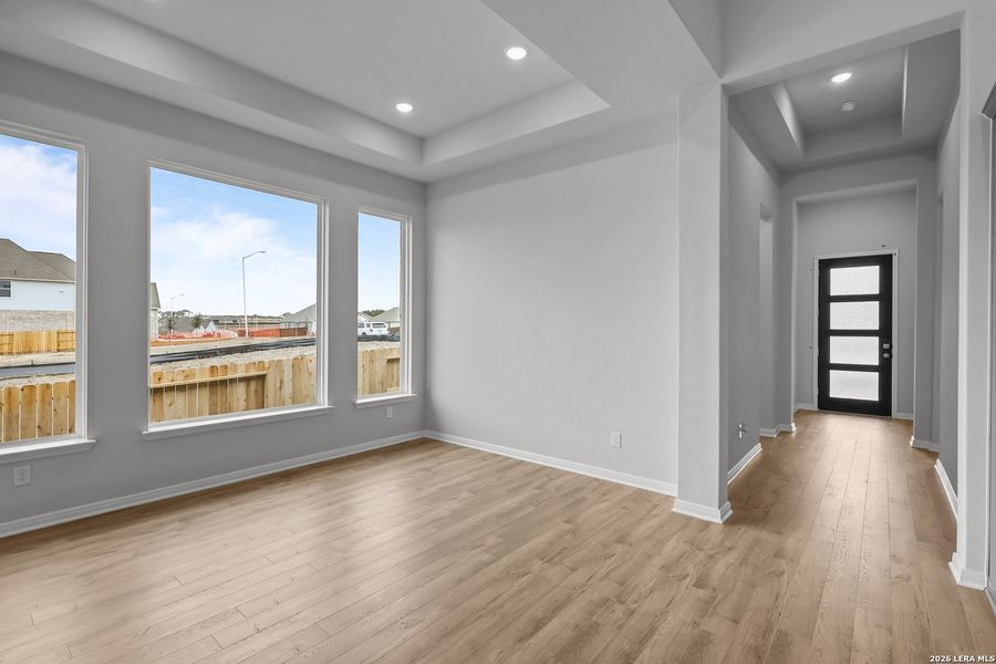 Spacious, unfurnished interior of a new home in Homestead, Schertz (Image 30).