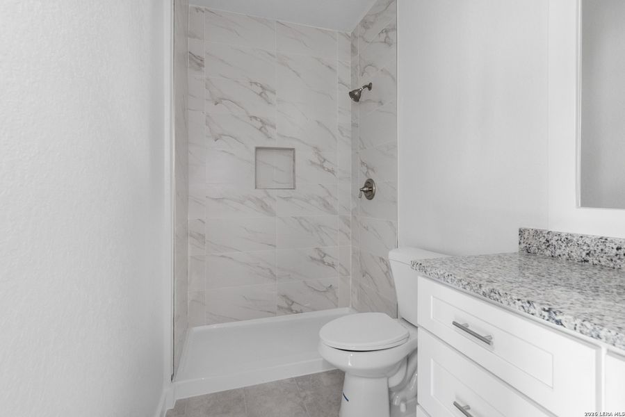 Furnished interior view inside a new home in , Jourdanton (Image 5).