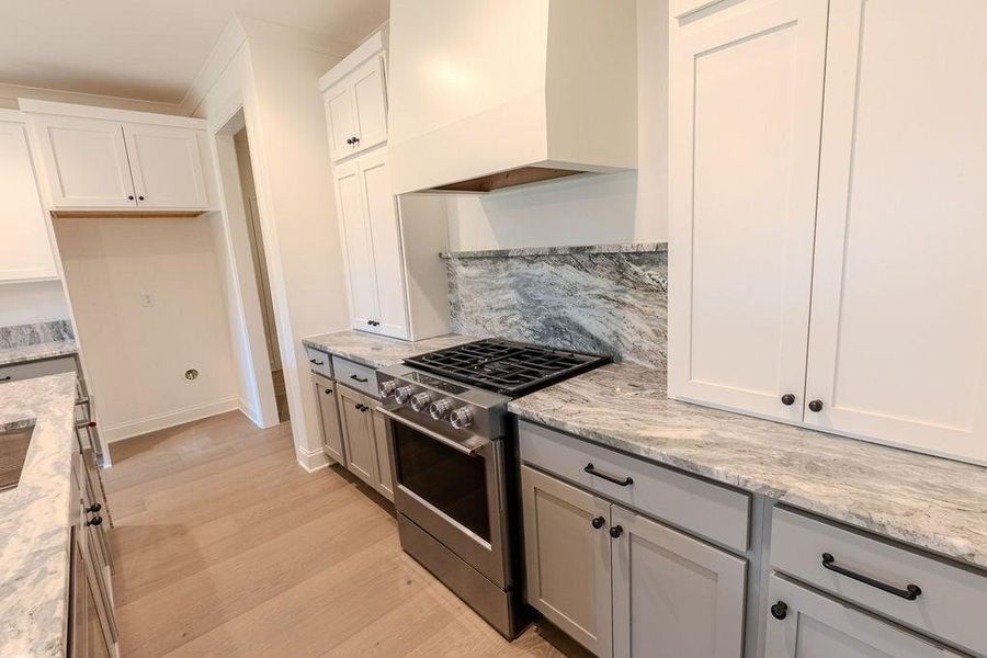 Furnished interior view inside a new home in , Hoschton (Image 7).