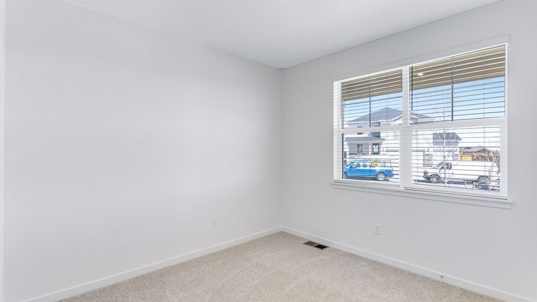 Spacious, unfurnished interior of a new home in Lakeside Canyon, Mead (Image 24). Spacious, unfurnished interior of a new home in Lakeside Canyon, Mead (Image 24).