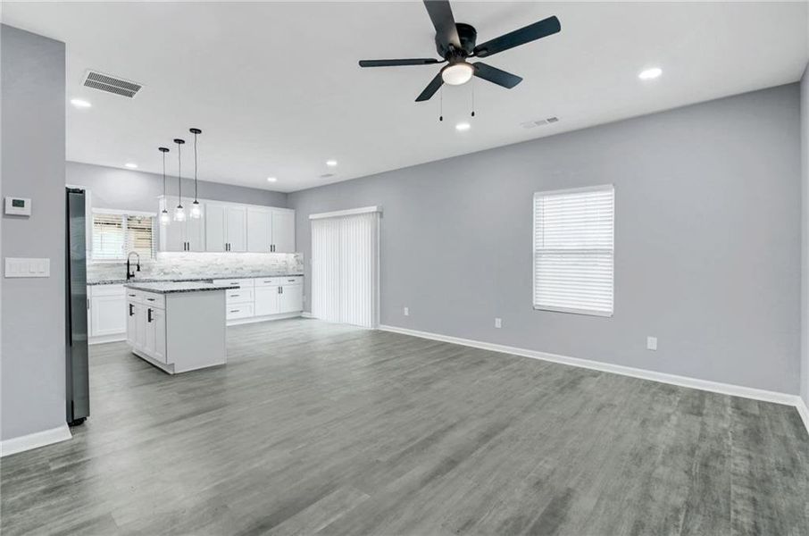 Spacious, unfurnished interior of a new home in , Austell (Image 22).